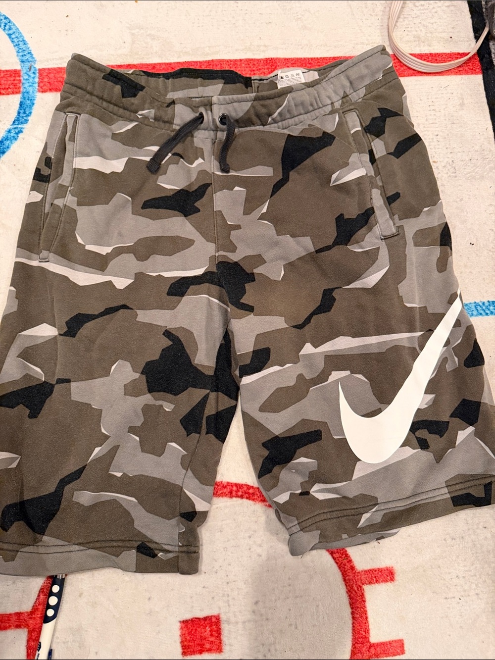 🔥 Nike Camo Shorts – Men’s Small – Clean & Ready – $15 🔥